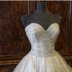 Gorgeous Embroidery Beading Sweetheart Organza Layered Wedding Ball Gown Dress