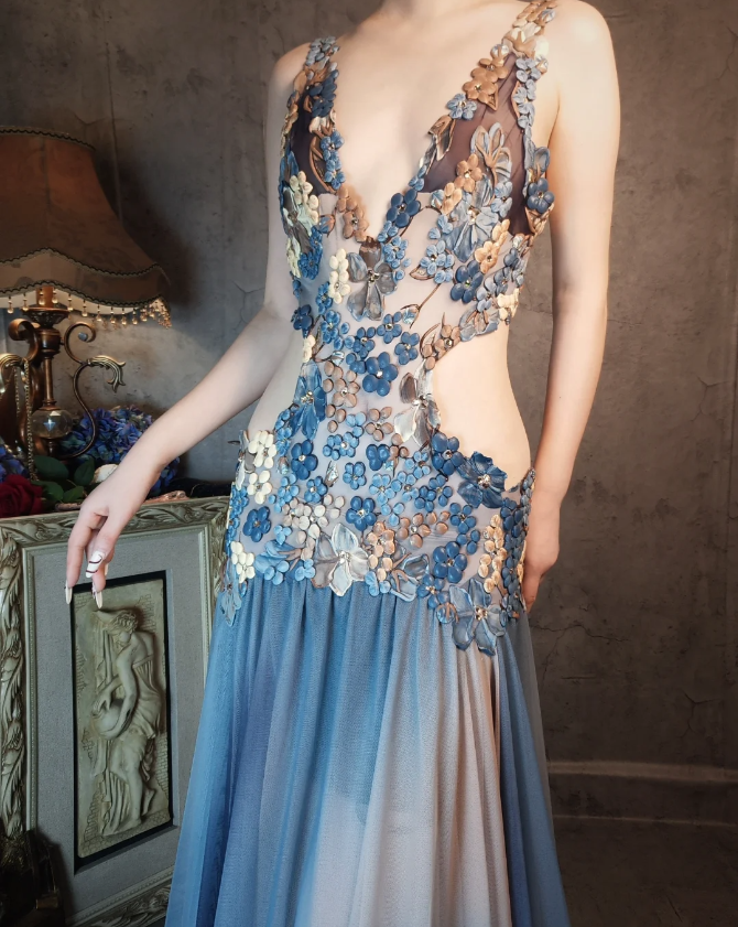 Gorgeous Gradient Blue 3D Floral Openwork Chiffon Long Formal Prom Dress