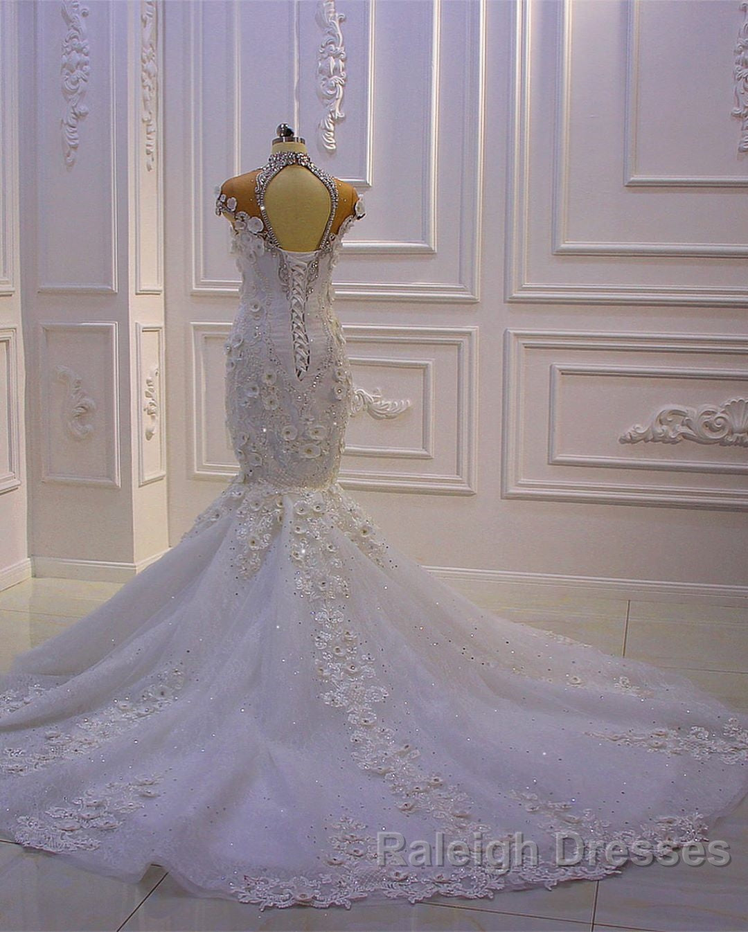 Gorgeous Long Mermaid High Neck Appliques Lace Crystal Tulle Wedding Dresses