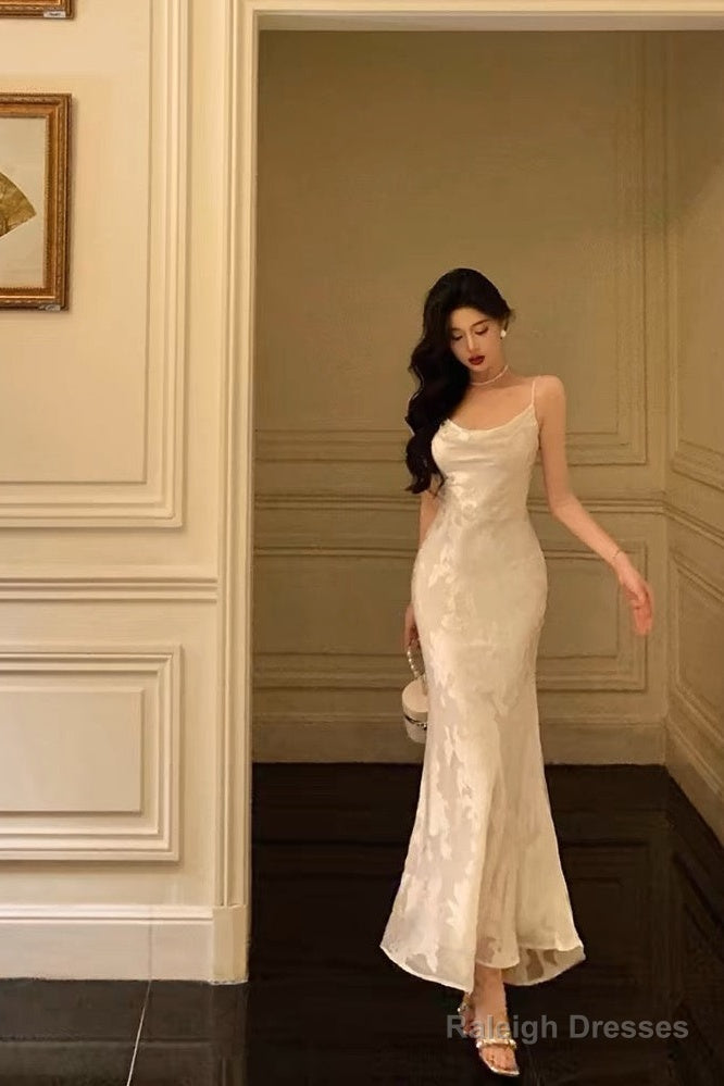 Gorgeous Mermaid Spaghetti Straps Ivory Satin Date Night Dress Prom Dresses Birthday Outfits