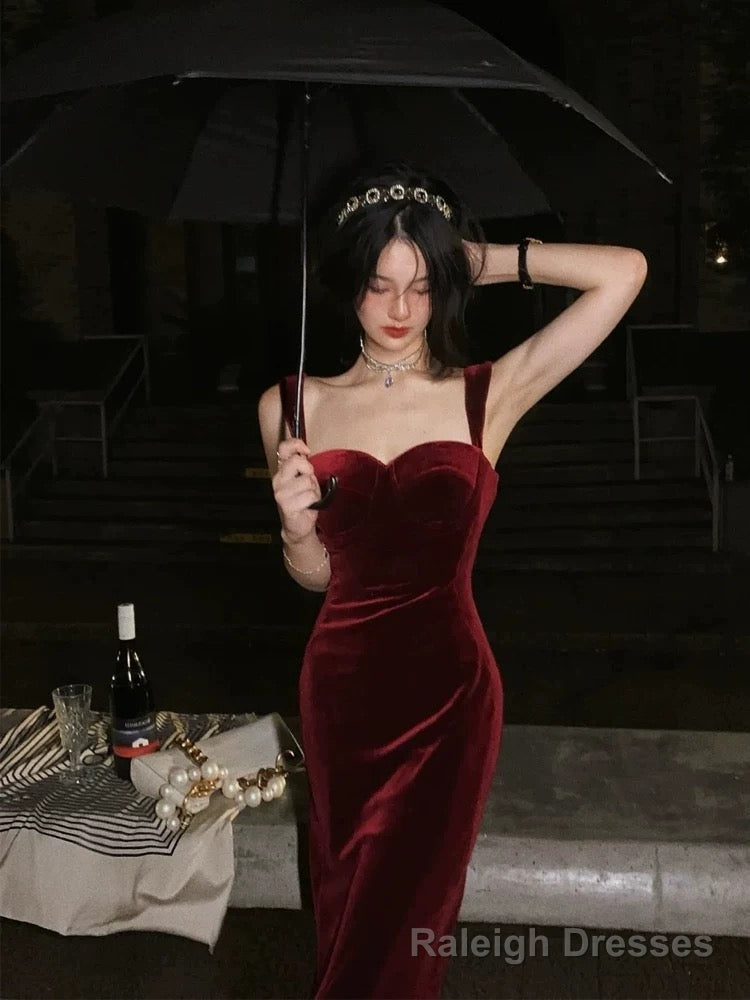 Gorgeous Mermaid Straps Burgundy Velvet Evening Dress Prom Dresses Birthday Outfits