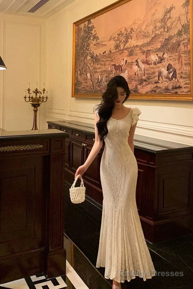 Gorgeous Mermaid Straps Date Night Dresses White Lace Prom Dress Long Birthday Outfits