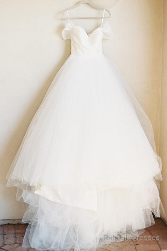 Gorgeous Plus Size Off-The-Shoulder Wedding Dress Secondary image