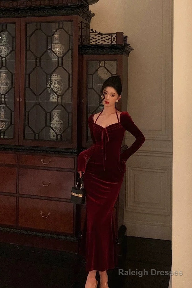 Gorgeous Sheath Halter Long Sleeves Burgundy Velvet Date Night Dresses Prom Dress Birthday Outfit