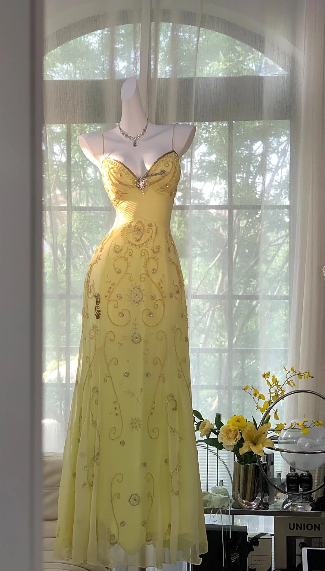 Gorgeous Butter Yellow Spaghetti Straps A-Line Tulle Beaded Prom Dress Long Backless Prom Gown