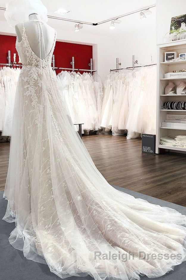 Graceful Long A-line Tulle V-neck Lace Backless Wedding Dresses