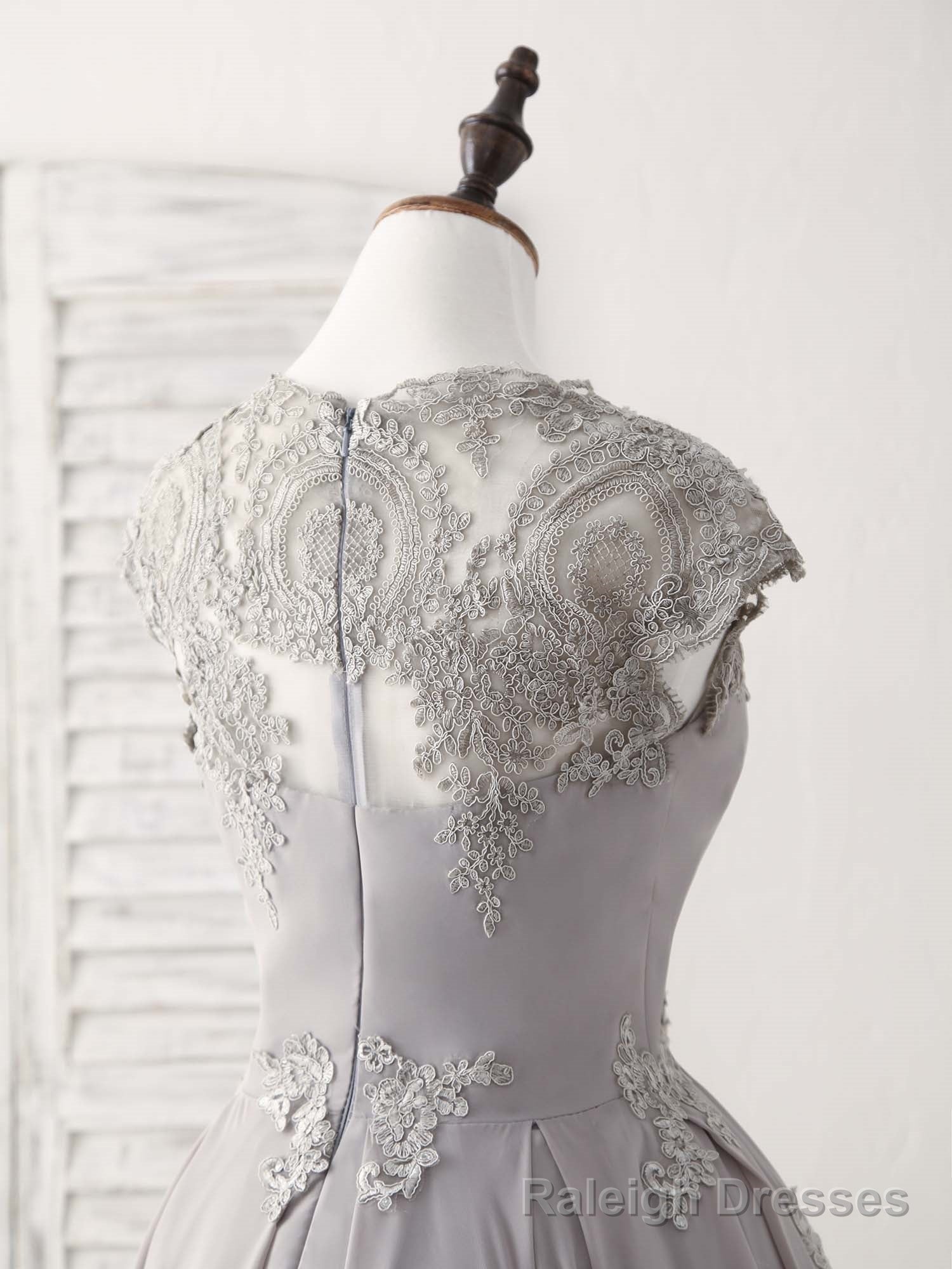 Gray Round Neck Lace Short Prom Dress Gray Bridesmaid Dress