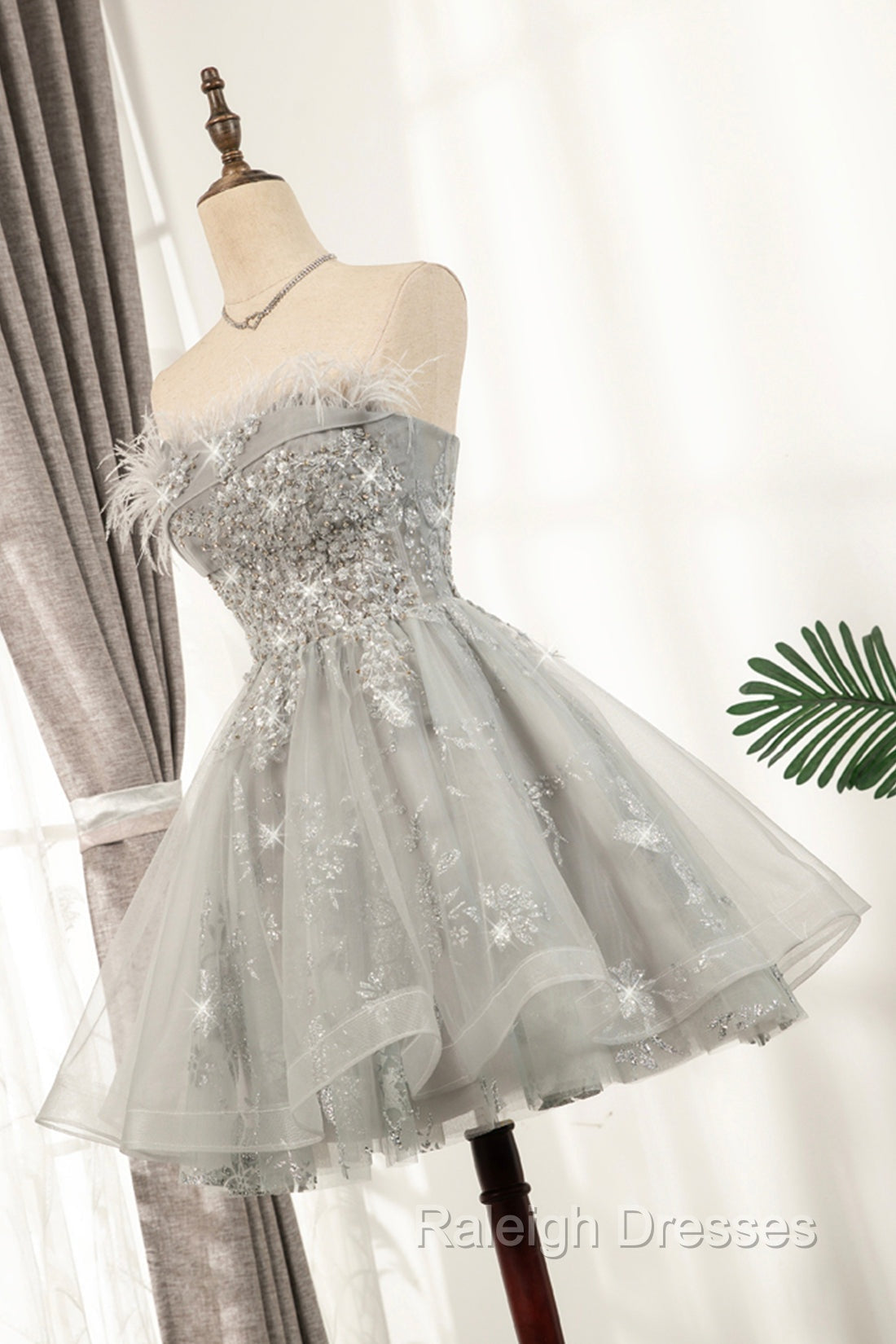 Gray Strapless Tulle Short Prom Dress with Sequins, Cute A-Line Party Dress Main image