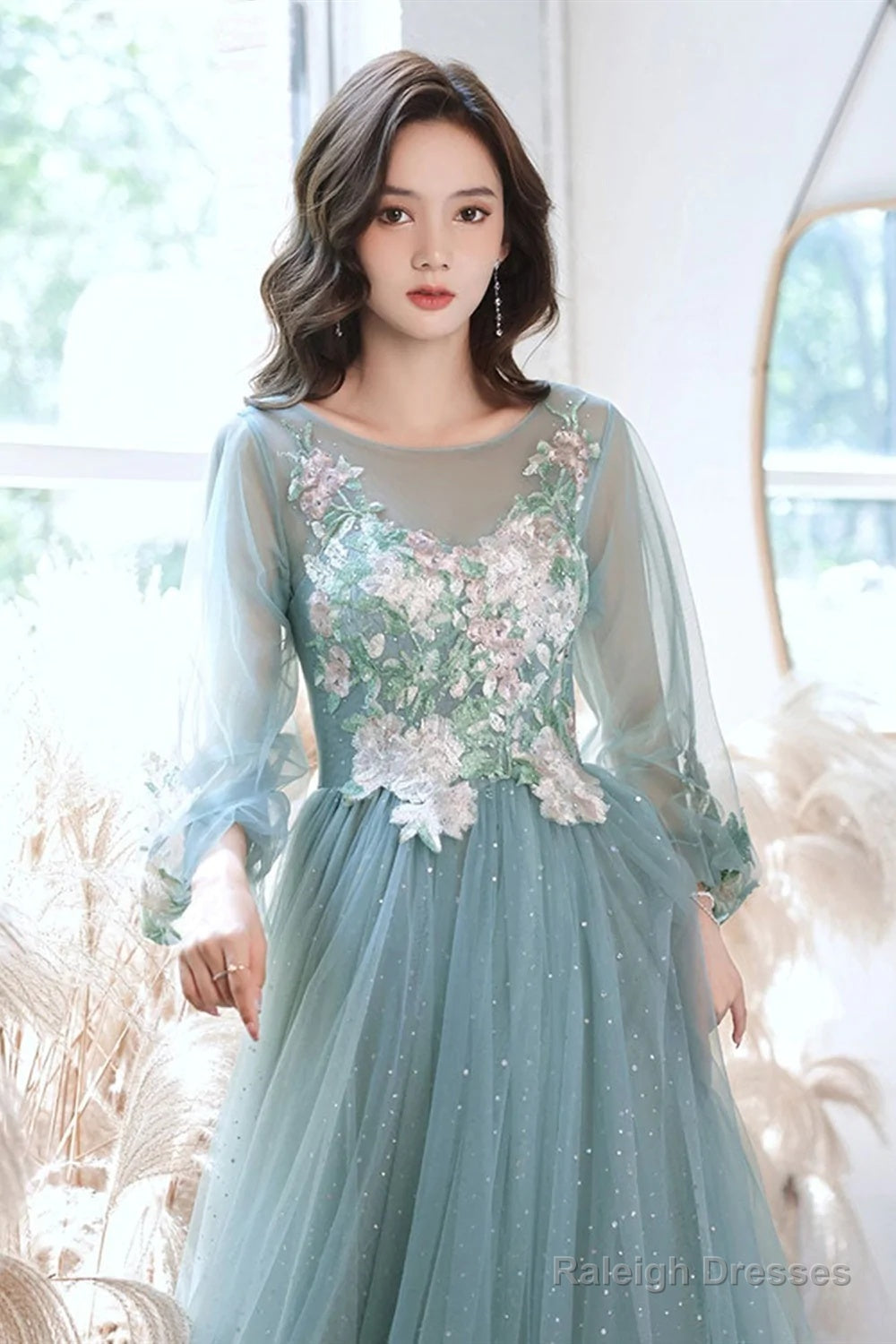 Green Long Sleeves With Lace Flowers Prom Dress, A-Line Tulle Formal Dress Secondary image
