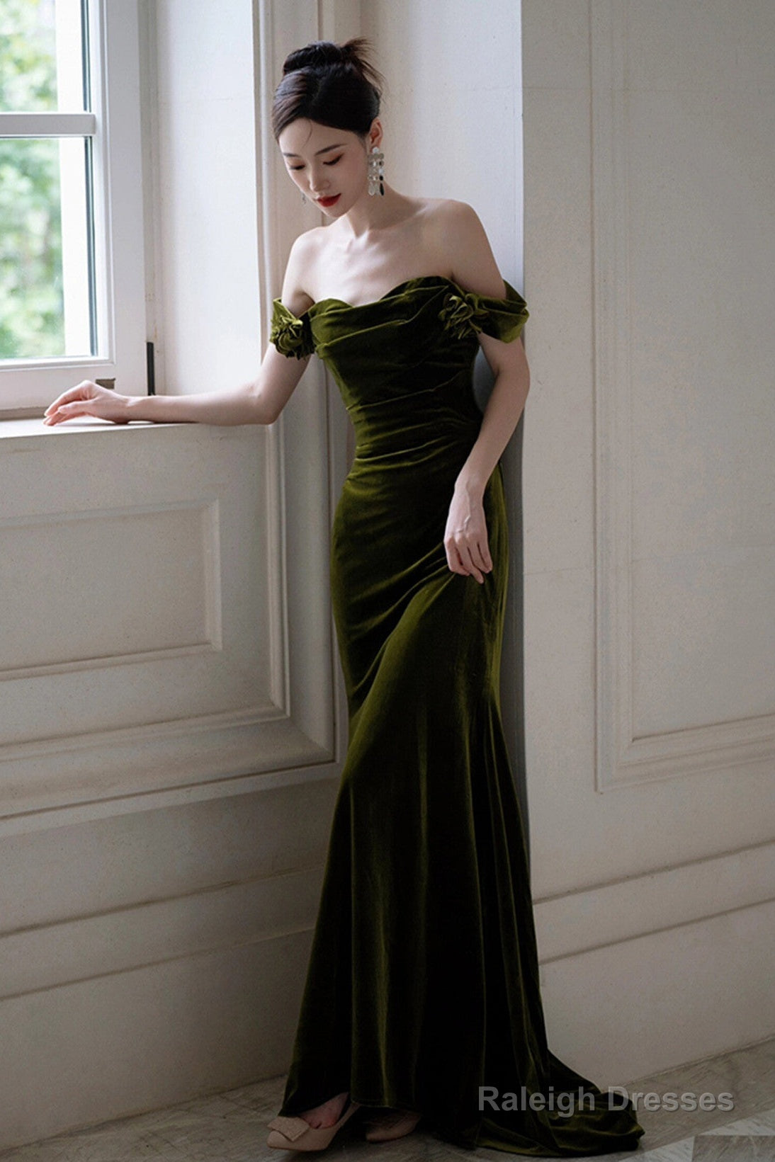 Green Mermaid Sweetheart Off Shoulder Formal Dress, Green Velvet Prom Dress
