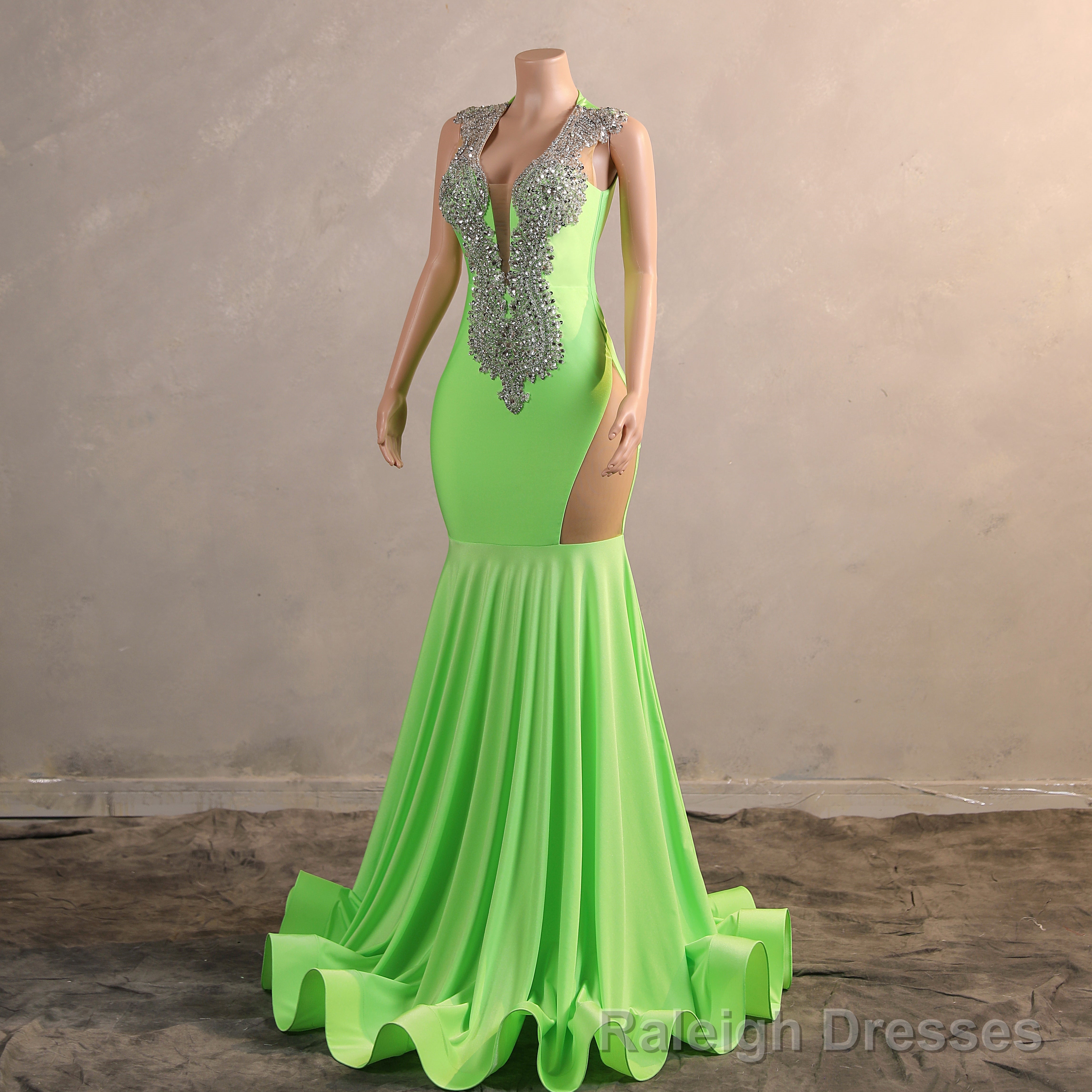 Green Mermaid V-NECK Prom Dresses Sequined Open Back Sleeveless Lace Crystal Formal Evening Party Gowns Secondary image