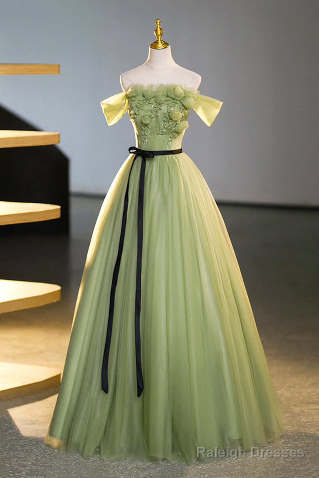 Green Off-Shoulder Tulle Long Prom Dresses Beautiful A-Line Prom Dresses