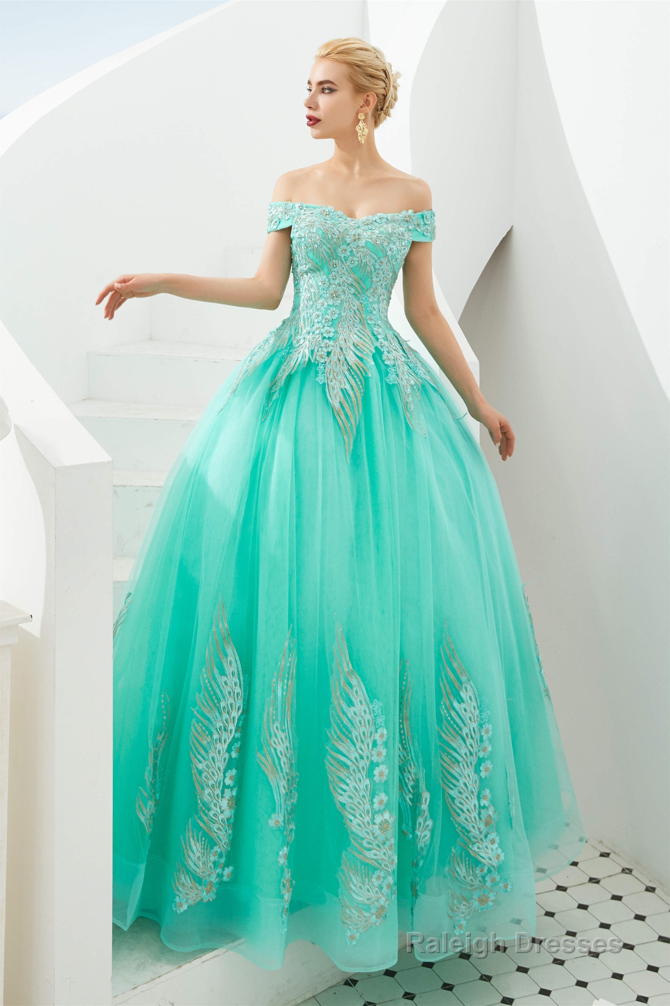 Off the Shoulder Sweetheart Applique A-line Floor Length Prom Dresses