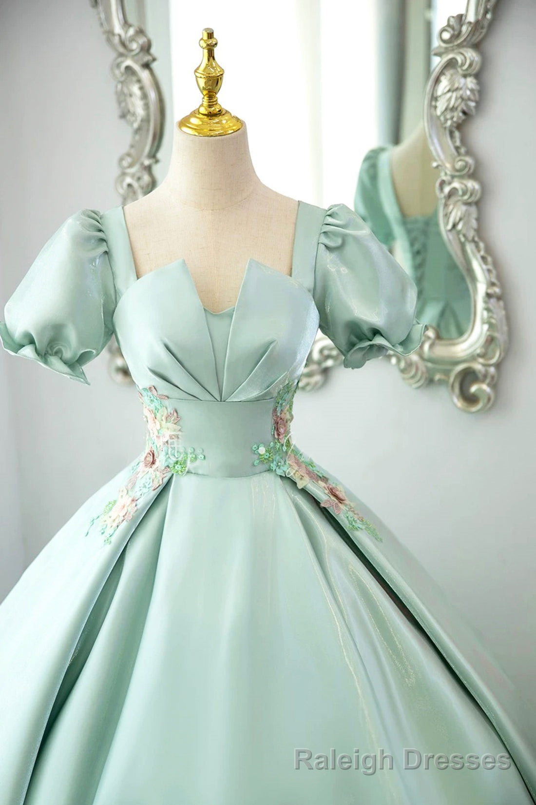 Green Satin Lace Long Prom Dress, Beautiful A-Line Short Sleeve Evening Party Dress Secondary image