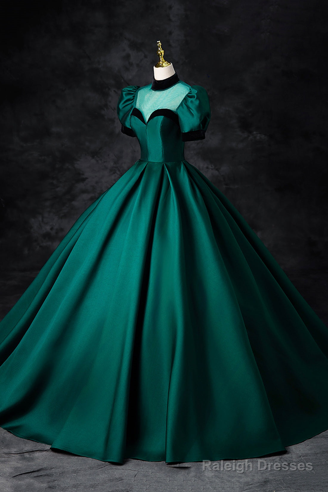Green Satin Long Prom Dresses Elegant A-Line Short Sleeve Prom Dresses