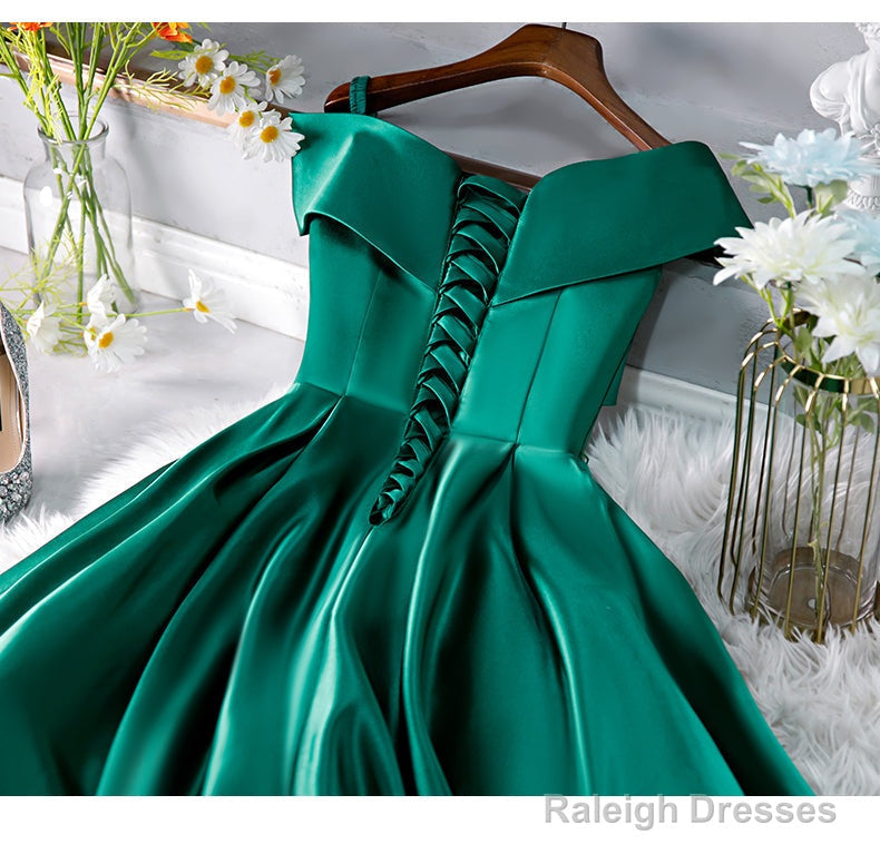 Green Satin Short Sweeetheart Off Shoulder Homecoming Dresses Green Short Prom Dresses