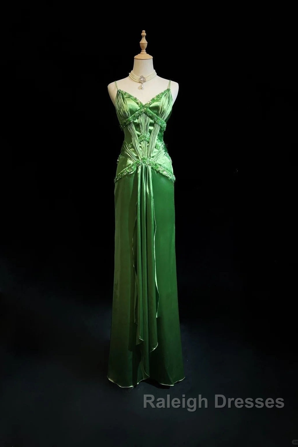 Green Spaghetti Strap Sheath Satin Beaded Prom Dress Evening Gown