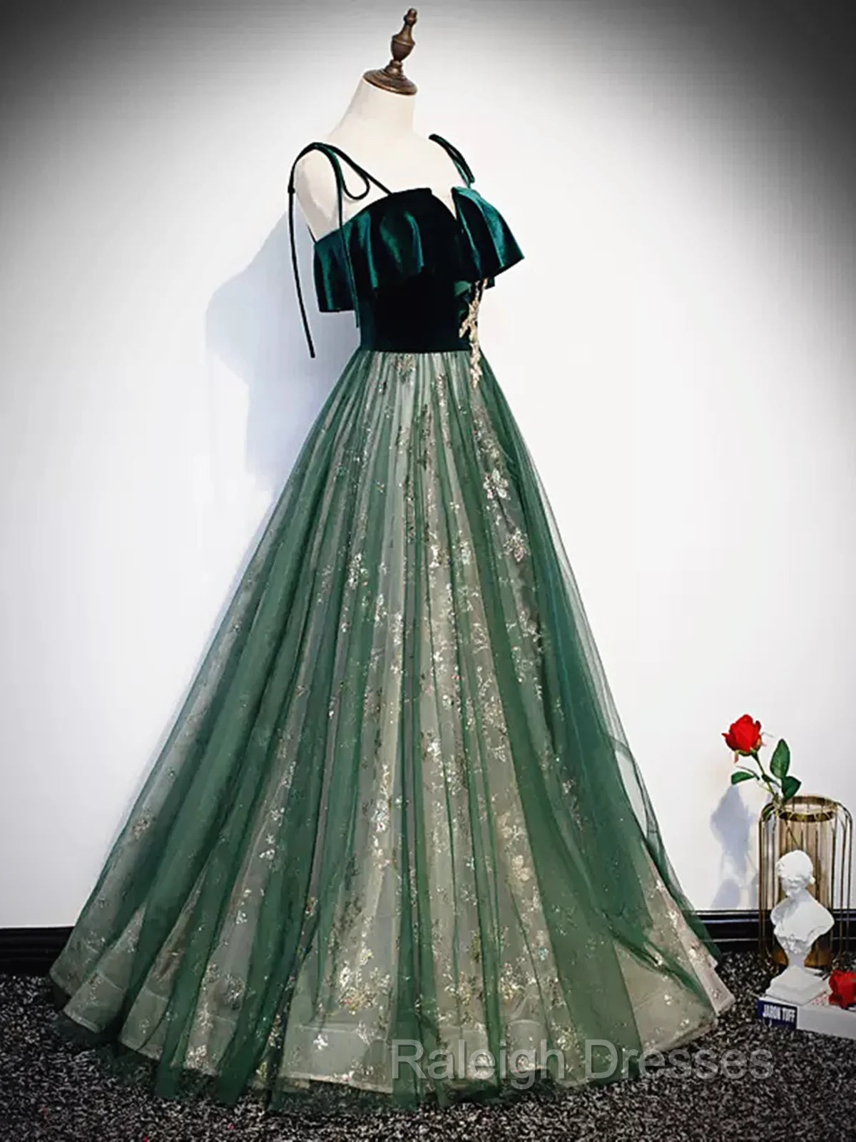 Green Straps Velvet Long Lace Prom Dress