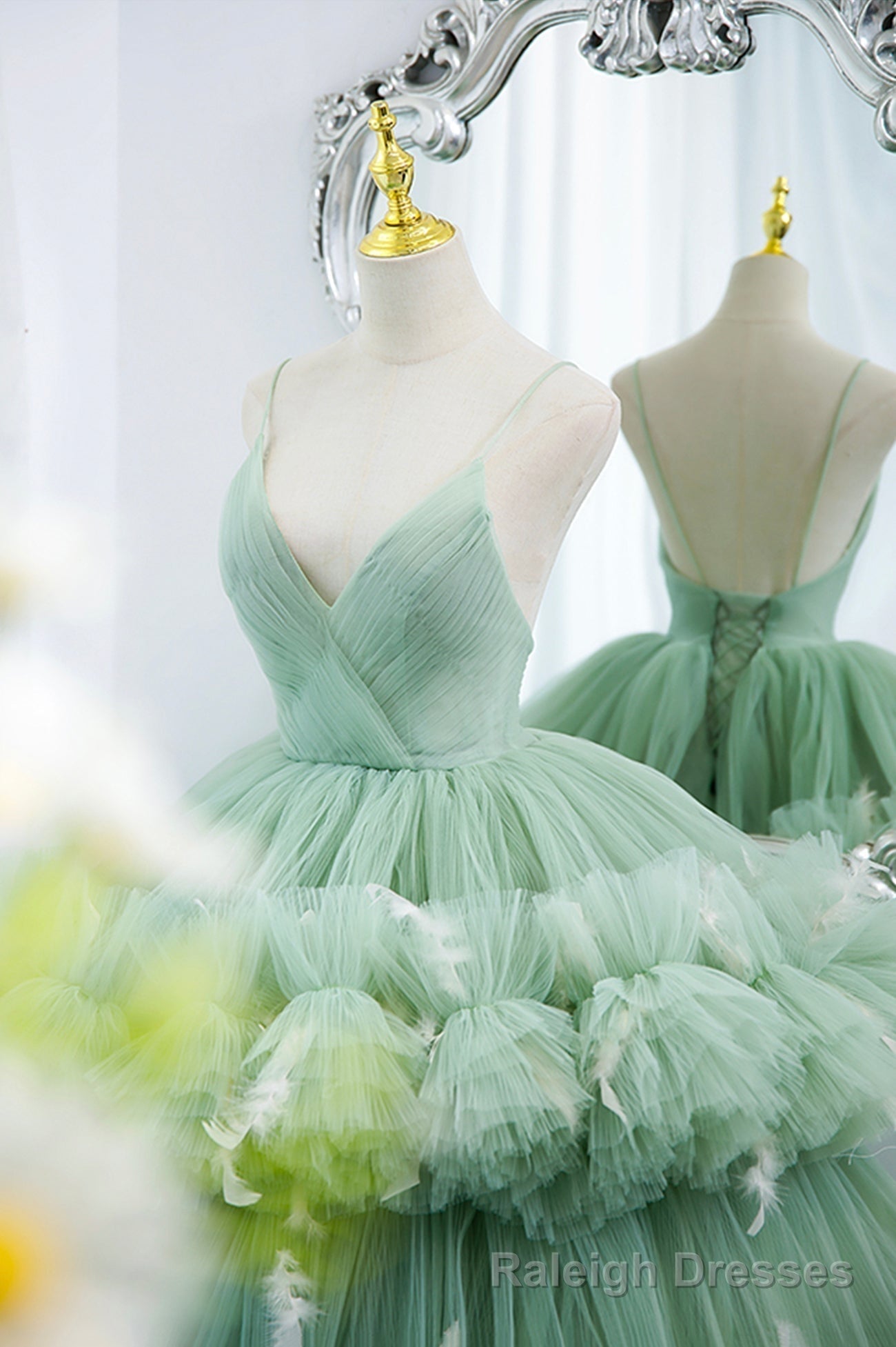 Green Tulle Long A-Line Prom Dress, Green V-Neck Formal Evening Gown Main image