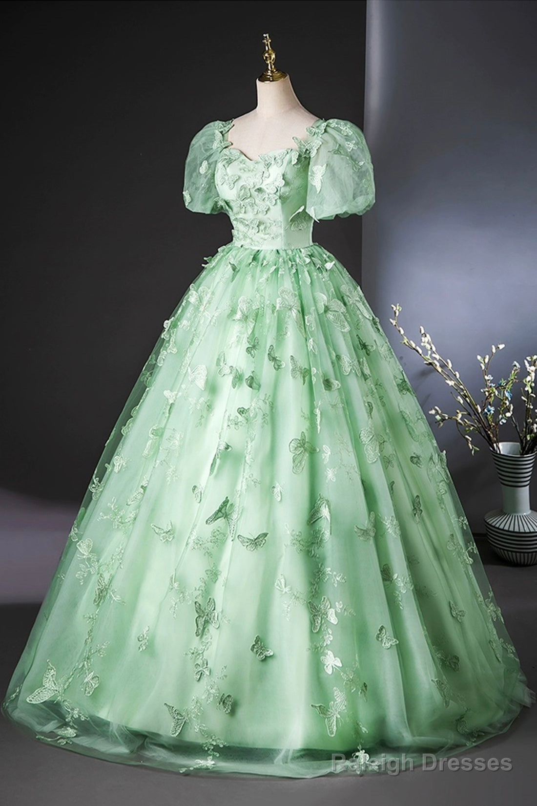 Green Tulle Long A-Line Prom Dresses With Butterfly Lace Beautiful Short Sleeve Prom Dresses Secondary image