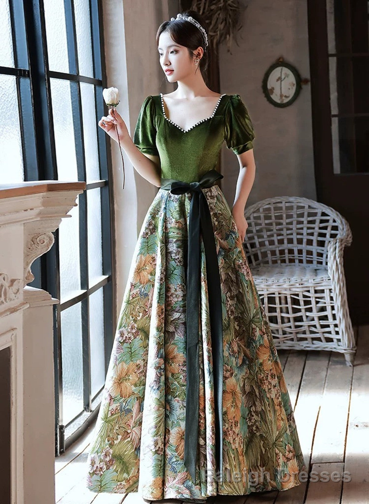Green Velvet Floral Short Sleeves Long Prom Dress, Green Sweetheart Prom Dress