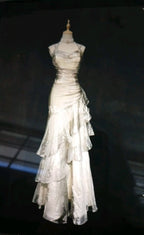 Green/Champagne Vintage Elegant Long Lace Ruffle Prom Dresses Prom Dresses