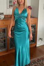 Halter V-Neck Prom Dresses Pleated Satin Sleeveless Long Prom Party Dress