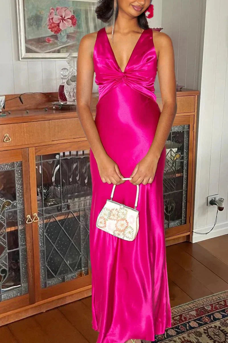 Halter V-Neck Prom Dresses Pleated Satin Sleeveless Long Prom Party Dress Main image