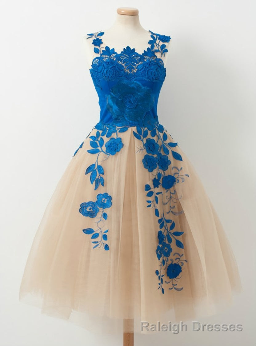 Homecoming dress Elegant V-neck A-line Blue Appliques Tulle Knee length Homecoming Dresses Main image