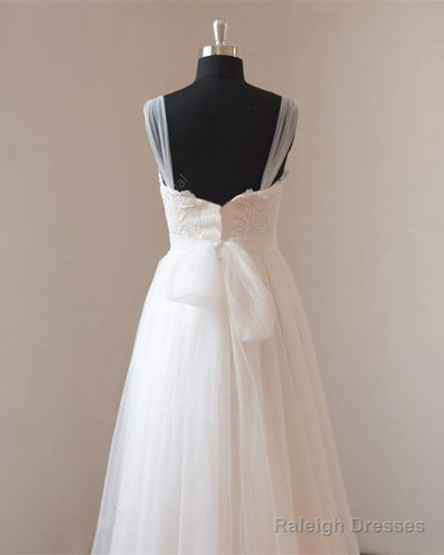 Illusion Neckline Lace Appliques Tulle Beach Wedding Dresses