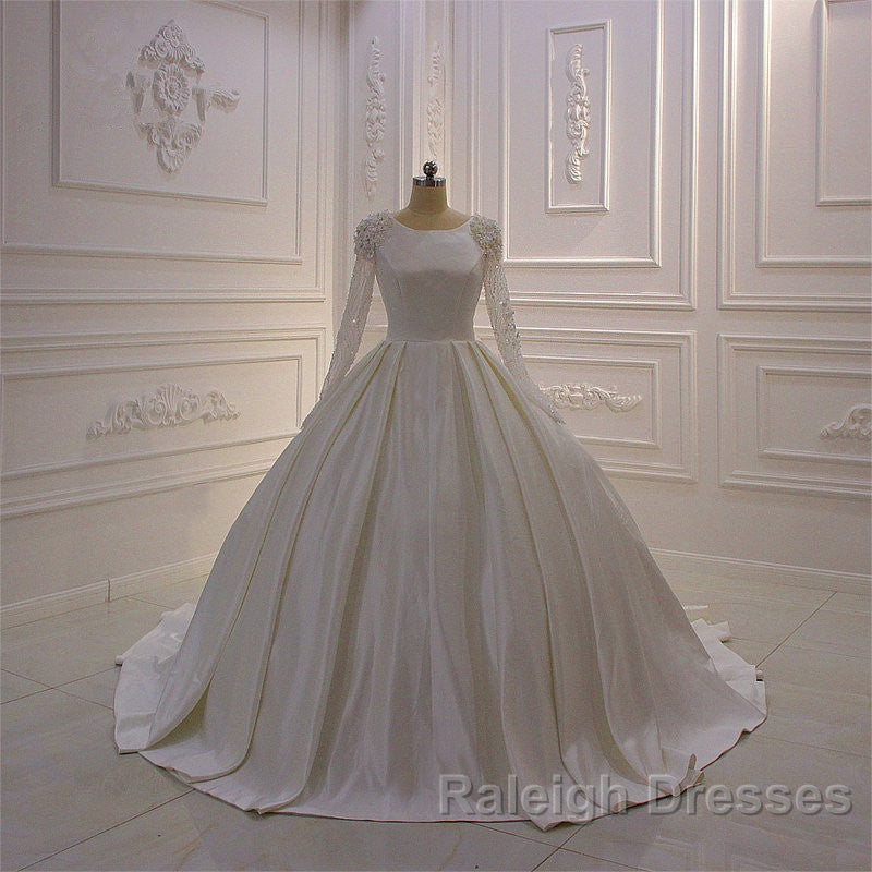 Ivory Long Sleevess Jewel Ruffless Flowers Bedaings Wedding dress