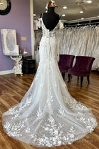 Ivory Off-The-Shoulder Appliques Straps Sweeping Long Wedding Dresses Sexy
