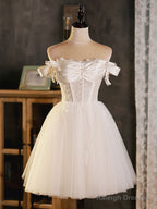 Ivory Sweetheart Neck Tulle Lace Short Prom Dress Tulle Homecoming Dress
