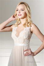 Ivory Tulle Lace Scoop Neck Floor Length Wedding Dresses