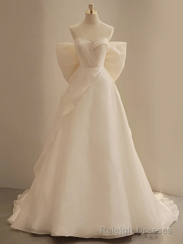 Ivory Tulle Sweetheart Bow Wedding Dress Main image