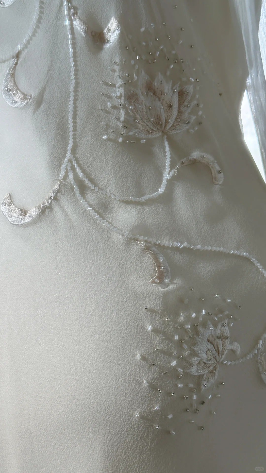 Ivory White Elegant Fashion Exquisite Floral Beading Long Chiffon Ball Gown Evening Dress Party Dress