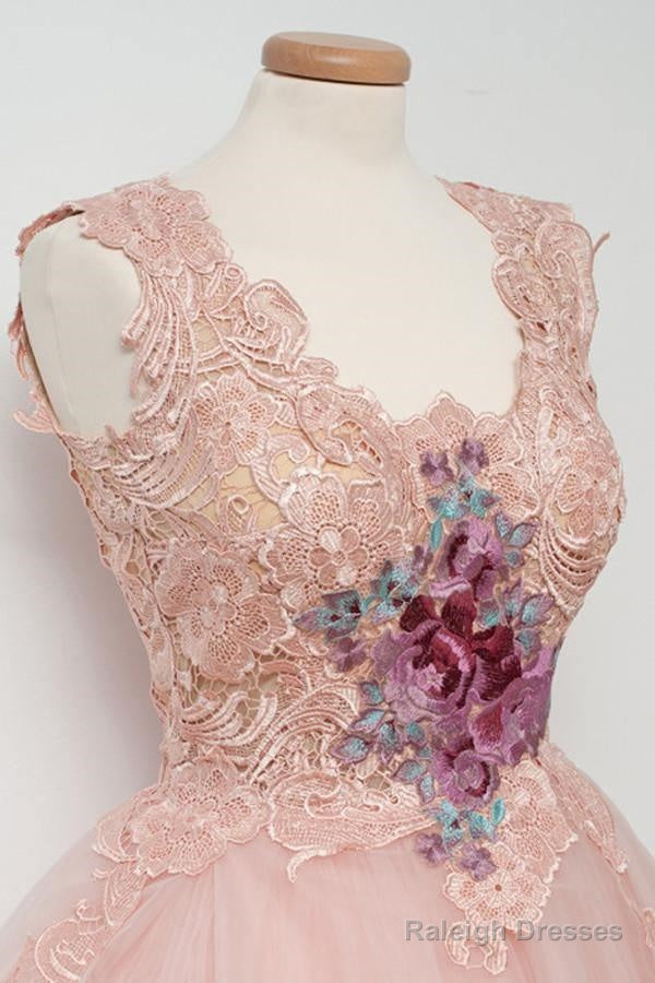 Knee-Length Ball Gown Pink Homecoming Dress With Appliques Embroidery Secondary image