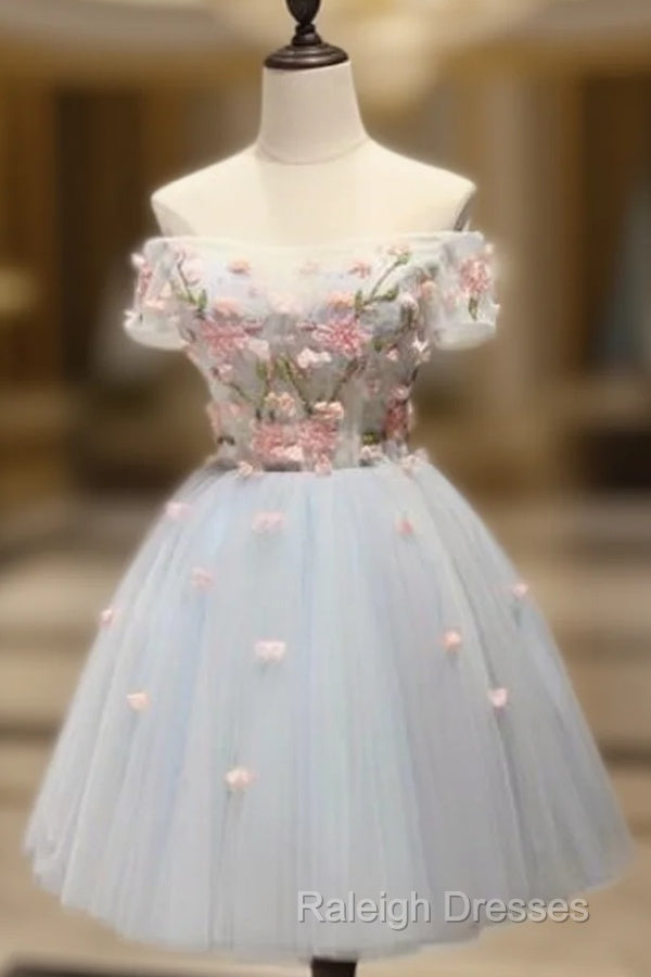 Knee-Length Light Blue Tulle Homecoming Dresses With Appliques Main image