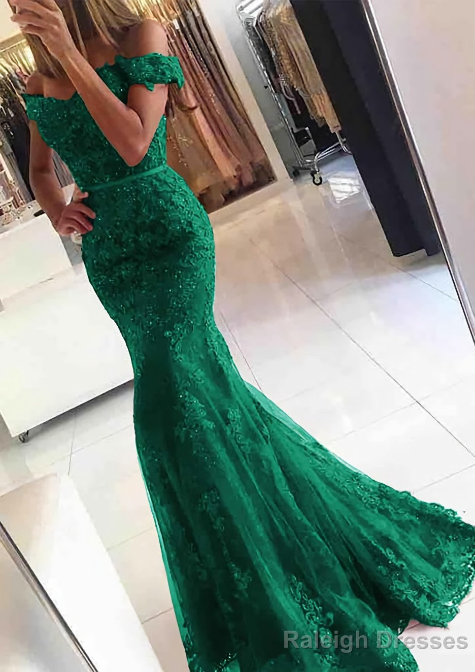 Lace Long Dress Floor Length Trumpet/Mermaid Sleeveless Off-The-Shoulder Zipper Prom Dress With Appliqued Beaded