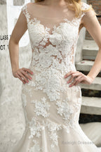 Lace Mermaid Ivory Wedding Dresses with Short Sleeves