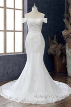 Lace Off-The-Shoulder Mermaid Wedding Dresses