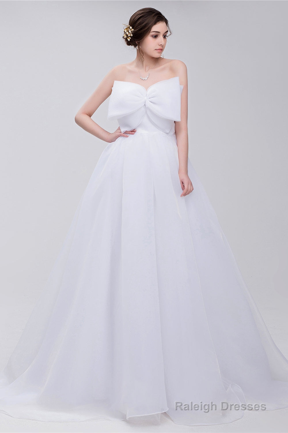 Lace Sheer Waist Long Pleated A-line Train Wedding Dresses with Half Sleeves Secondary image