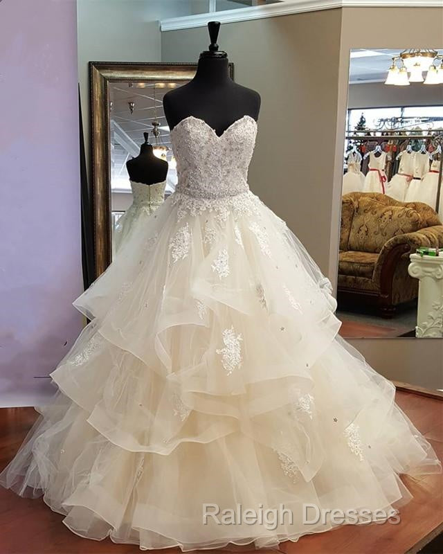 Lace Sweetheart Organza Layered Ball Gowns Wedding Dresses Secondary image