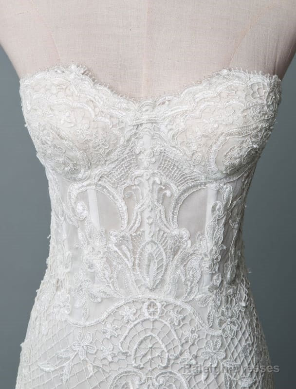 Lace Wedding Dresses Mermaid Sweetheart Strapless Sleeveless Floor Length With Train Bridal Dress