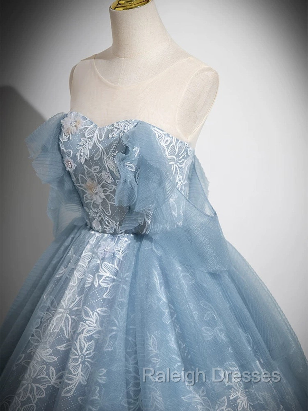 Light Blue A-Line Lace And Tulle Long Prom Dress, Blue Round Neckline Prom Dress