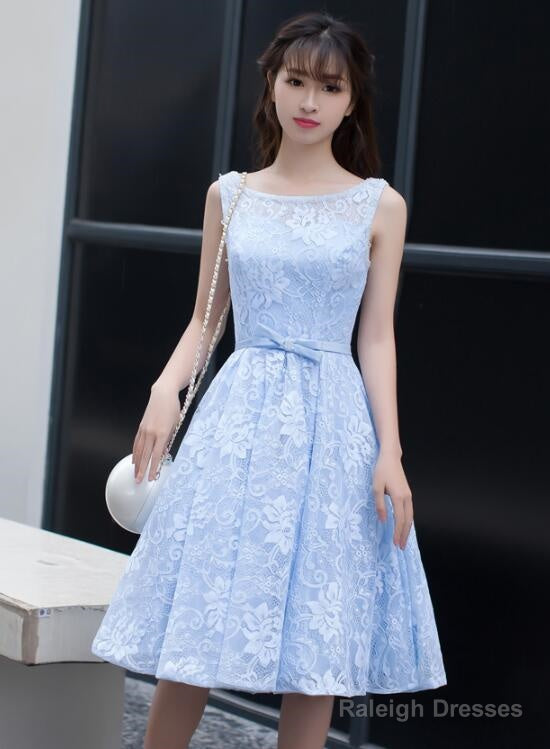 Light Blue Lace Knee Length Round Neckline Prom Dresses Charming Blue Prom Dresses Main image