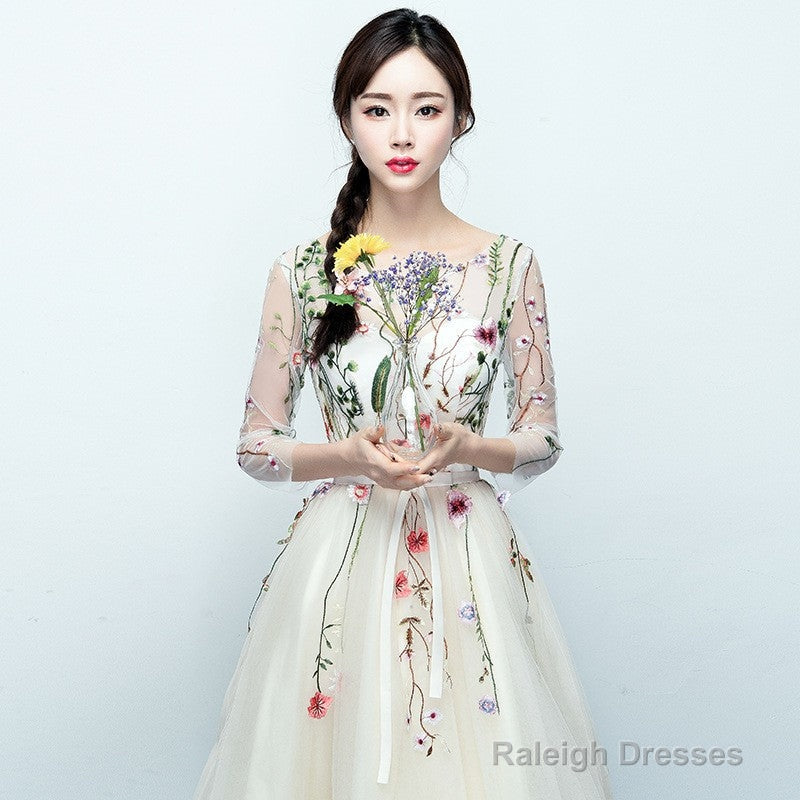 Light Champagne Tea Length Floral Lace Prom Dresses Bridesmaid Dresses Cute Short Prom Dress