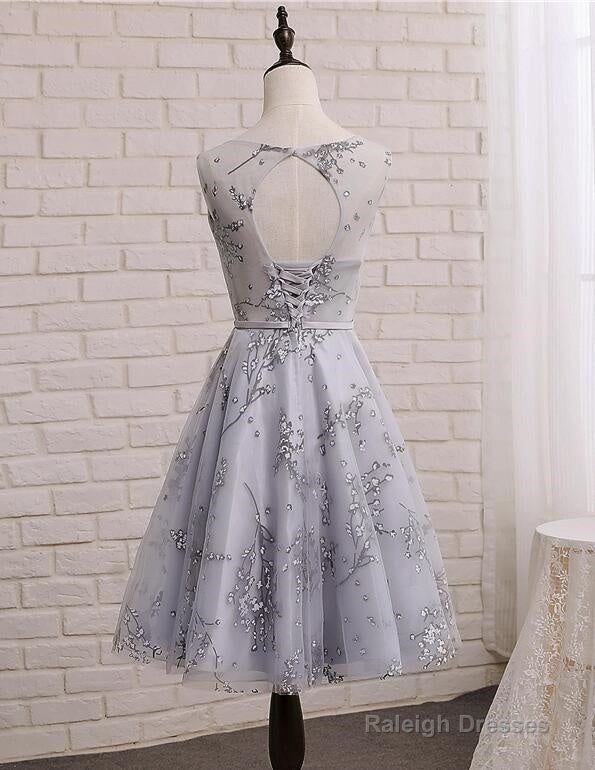 Light Grey Short Tulle With Applique Prom Dresses Beautiful Homecoming Dress Secondary image