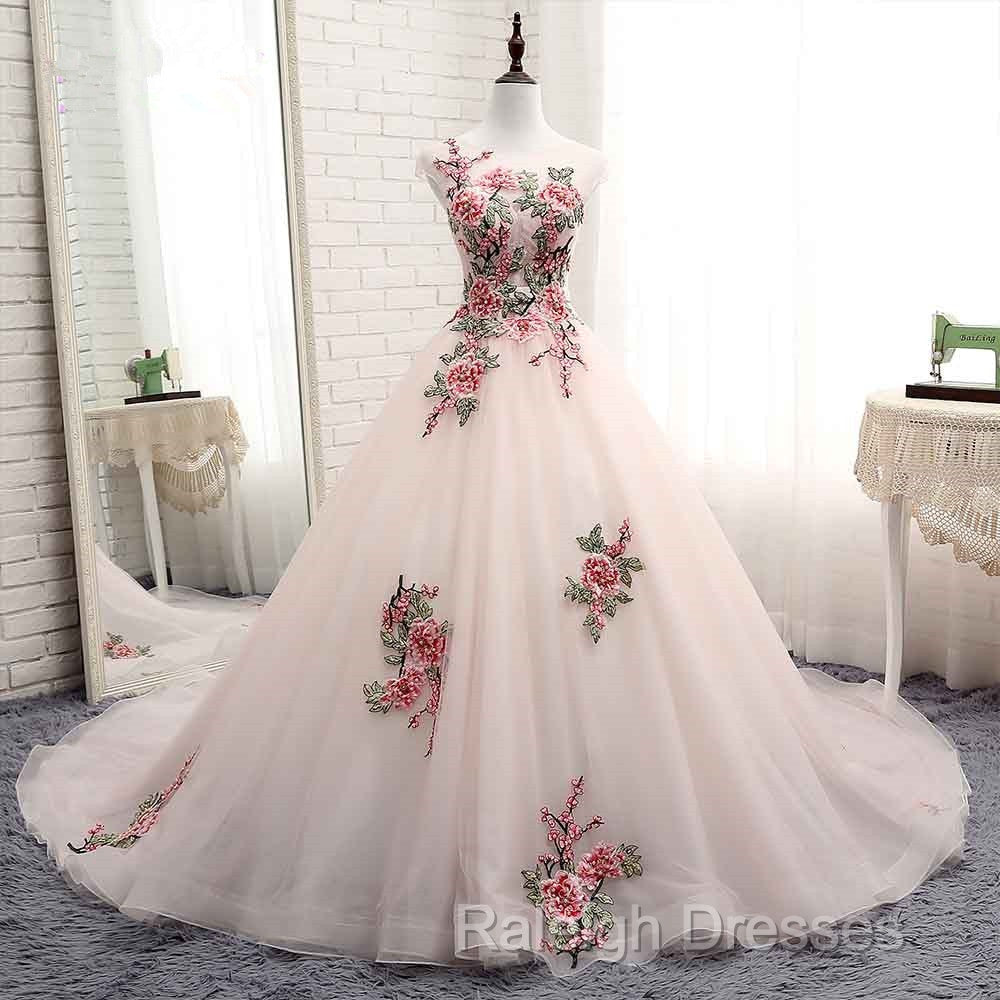 Light Pink Ball Gown Quinceanera Dresses With Flowers Embroidery Pink Tulle And Organza Prom Dresses
