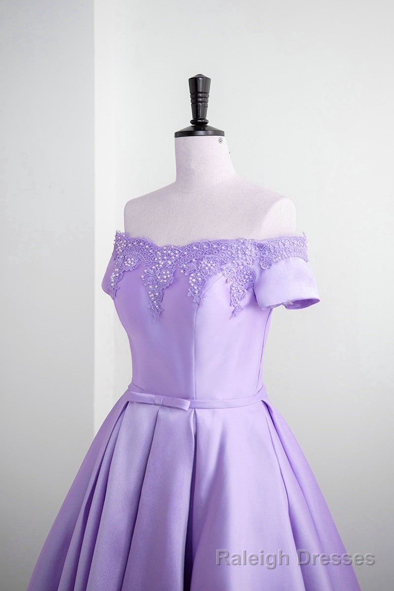Light Purple Satin Short Prom Dress with Lace, Cute Short Homecoming Dress